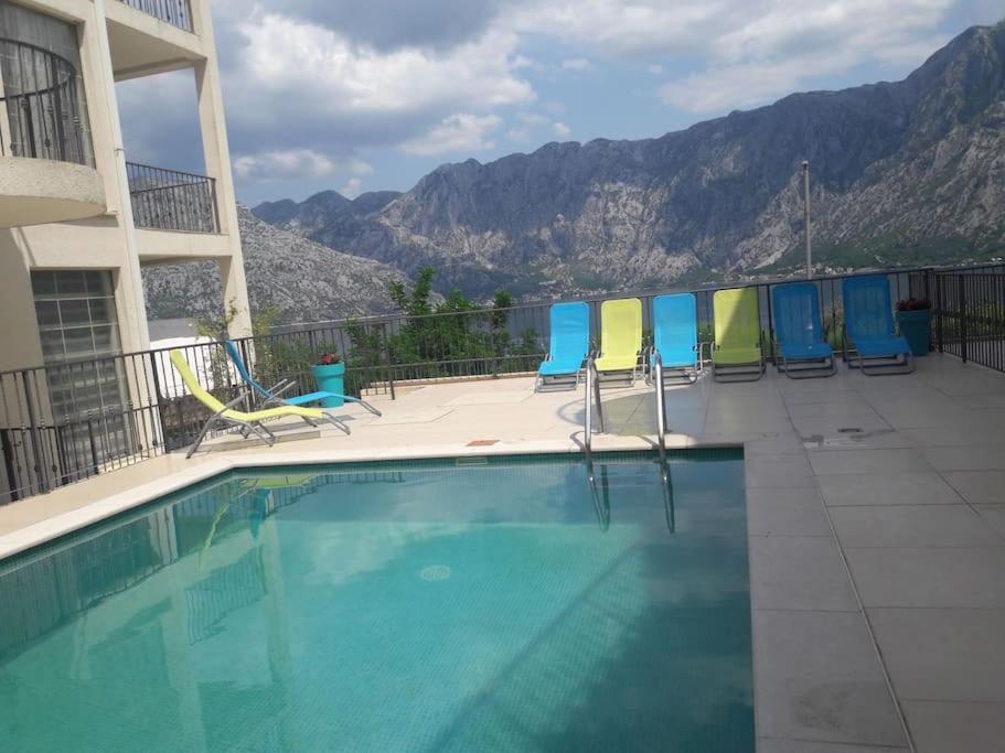 2Br Apartment With Pool Kotor Extérieur photo
