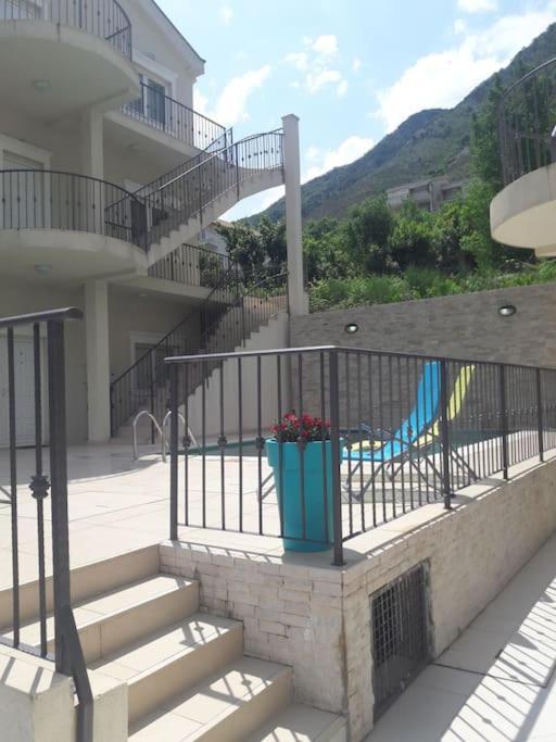 2Br Apartment With Pool Kotor Extérieur photo