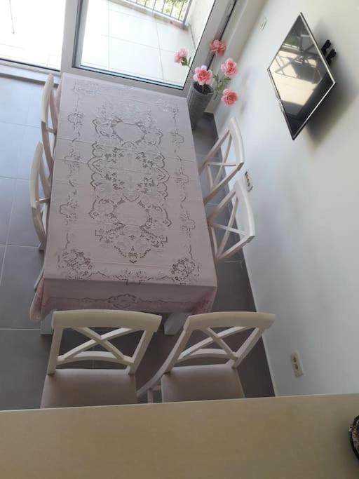 2Br Apartment With Pool Kotor Extérieur photo