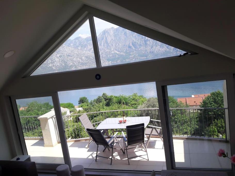 2Br Apartment With Pool Kotor Extérieur photo