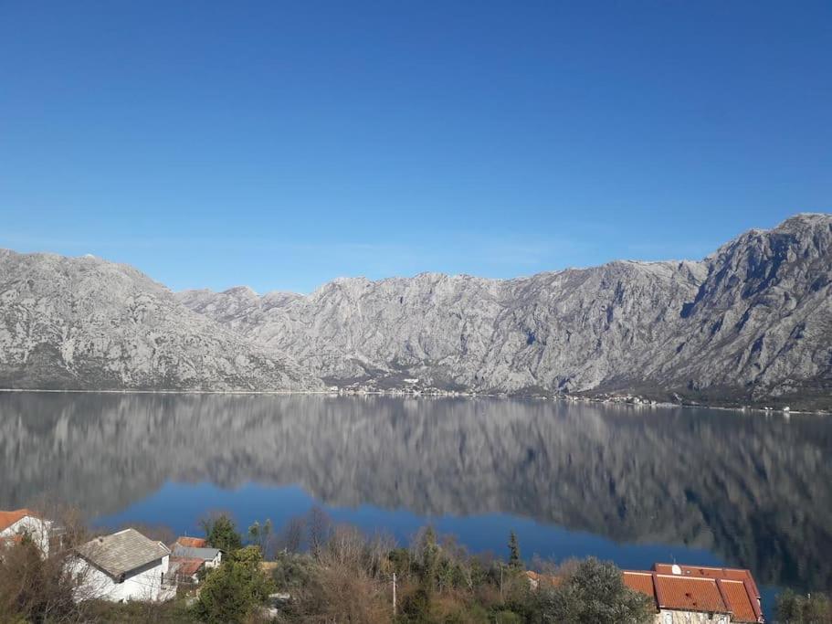 2Br Apartment With Pool Kotor Extérieur photo