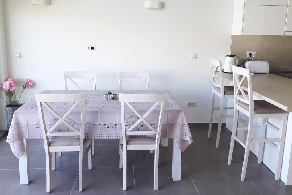 2Br Apartment With Pool Kotor Extérieur photo